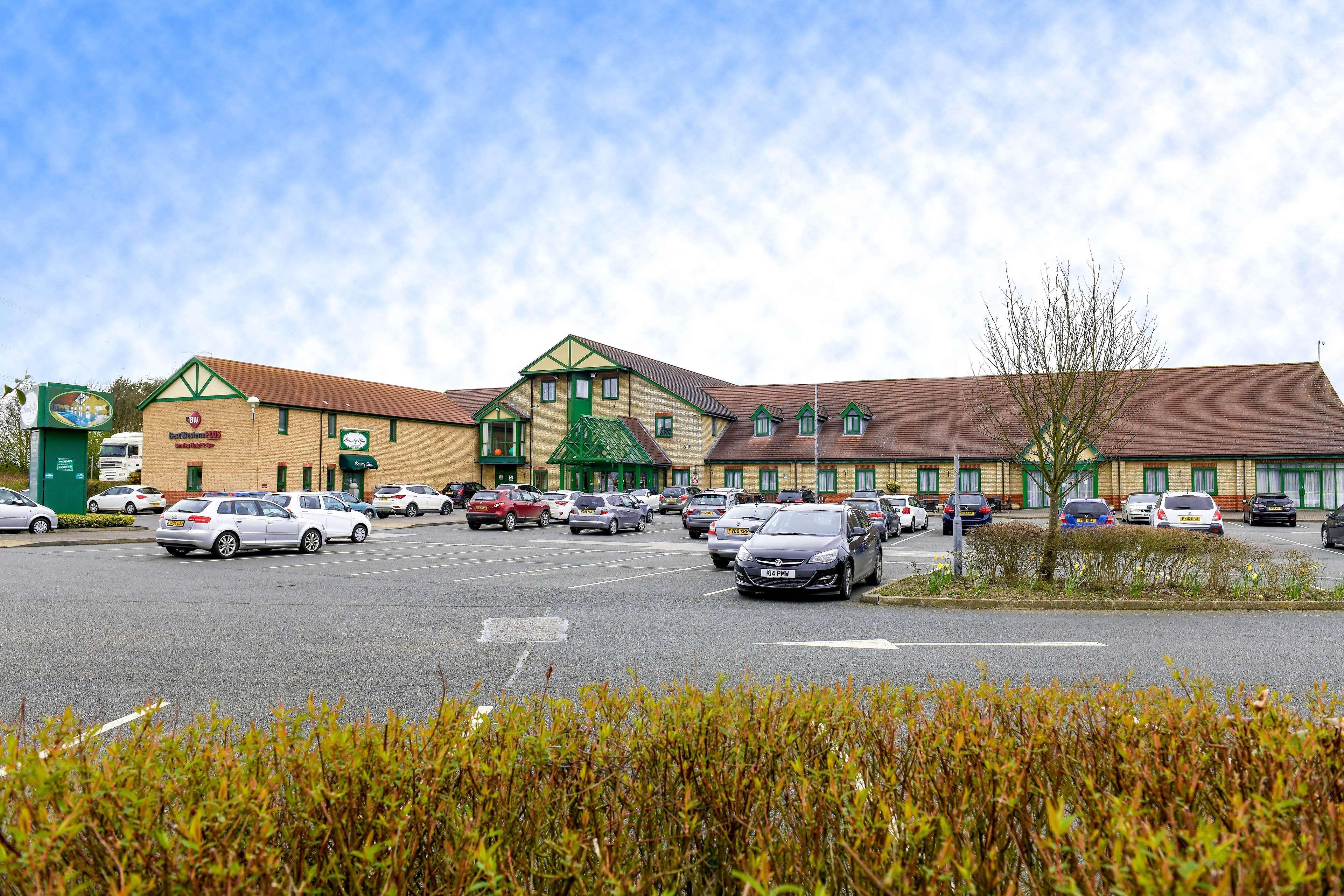 Best Western Plus Bentley Hotel, Leisure Club&Spa Thorpe on the Hill  Exterior foto